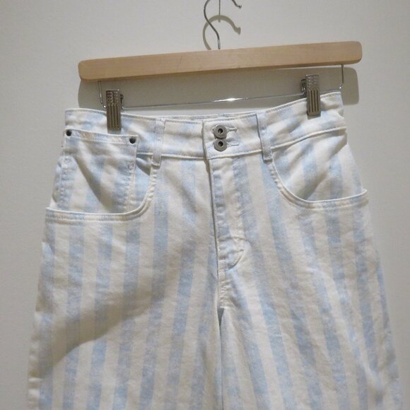 ANTHROPOLOGIE MAEVE Printed Bermuda Shorts in Washed Blue Stripe Preppy 25 NWT - Picture 3 of 11